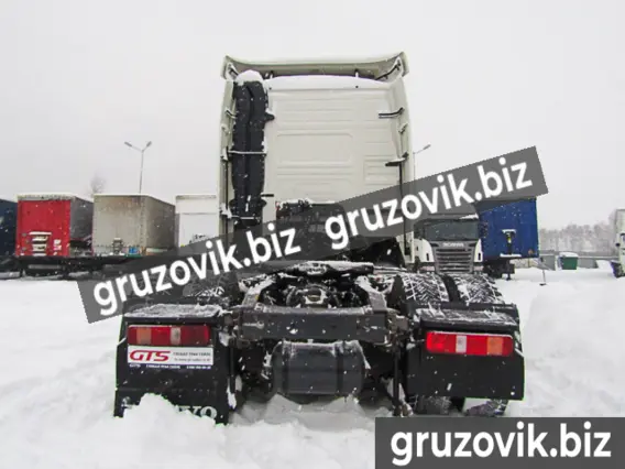 Тягач Volvo FH440 440 года б/у фото 6