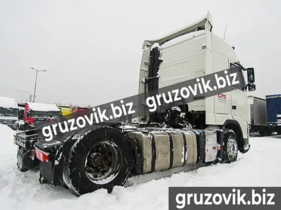 Тягач Volvo FH440 440 года б/у фото 7