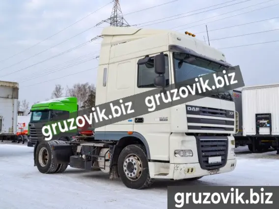 Тягач DAF XF105.410 2013 года б/у