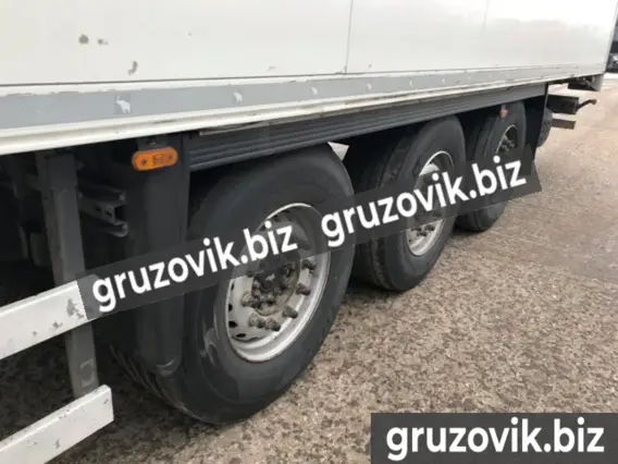 Полуприцеп-рефрижератор Schmitz SKO24 2012 года б/у фото 3