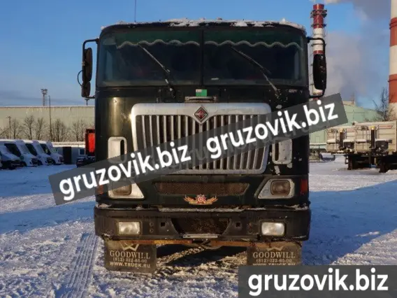 Тягач International 9800 2009 года б/у фото 3