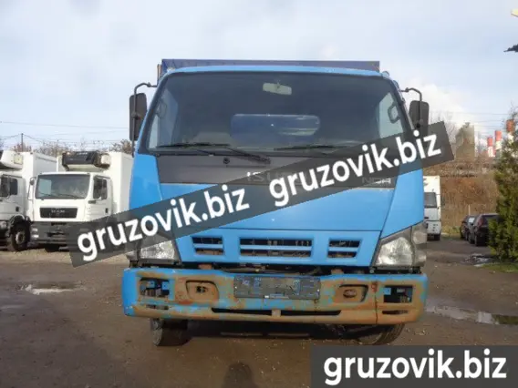 Тентованный грузовик Isuzu NQR 75P 2009 года б/у фото 9
