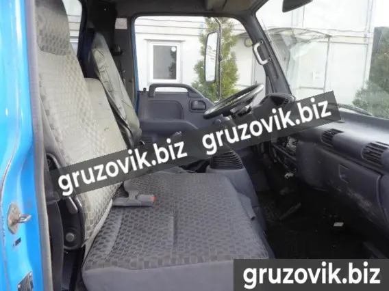 Тентованный грузовик Isuzu NQR 75P 2009 года б/у фото 2