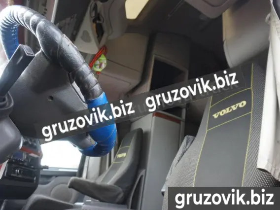 Тягач Volvo VNL 2003 года б/у фото 14