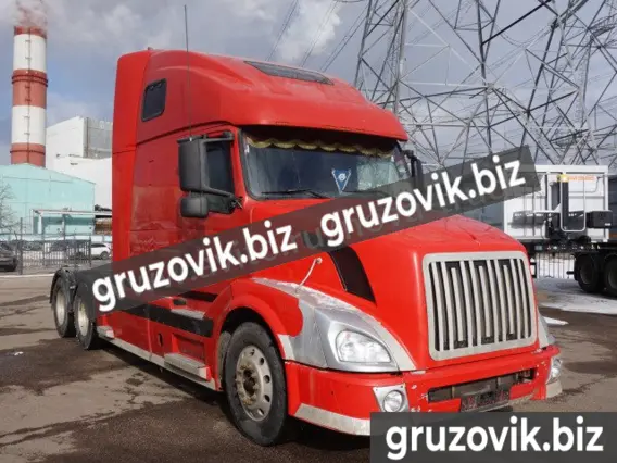 Тягач Volvo VNL 2003 года б/у фото 3