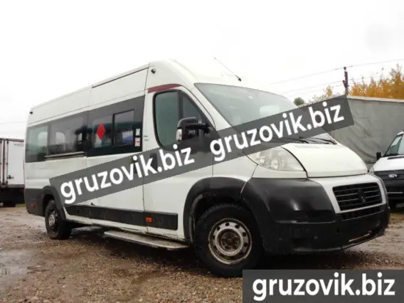 Микроавтобус Peugeot Boxer 2014 года б/у
