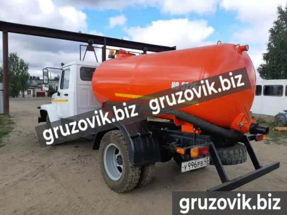 Вакуумная автоцистерна ГАЗ ассенизатор 2012 года новый фото 2