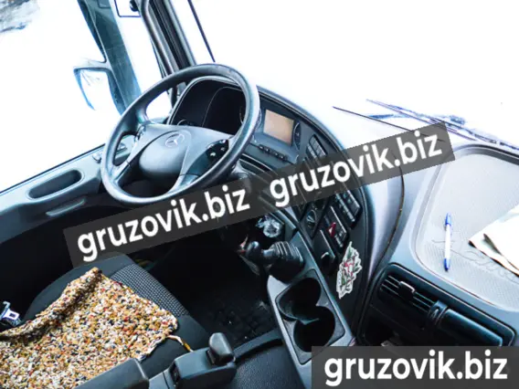 Тягач Mercedes-Benz Actros 1841LS 2013 года б/у