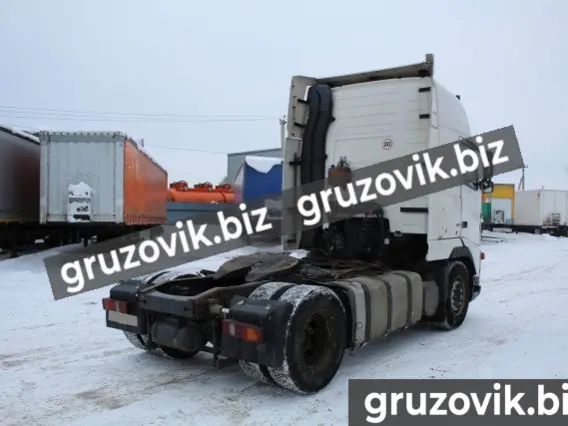 Тягач Volvo FH 12 460 2005 года б/у фото 11