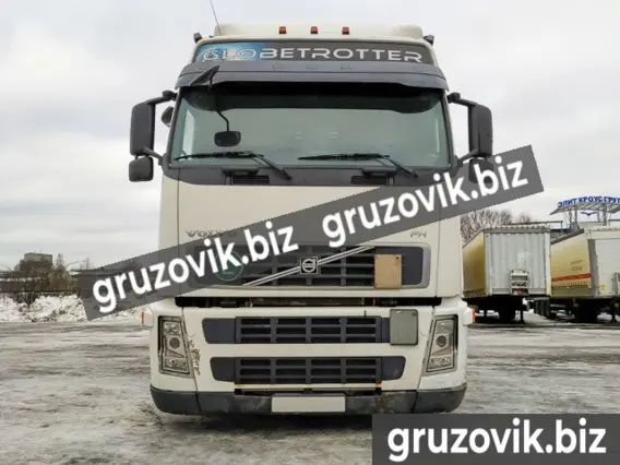 Тентованный грузовик Volvo FH 13.400 2008 года б/у фото 2