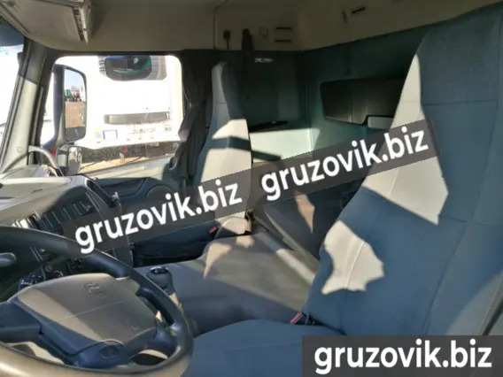 Тягач Volvo FM 2013 года б/у фото 6