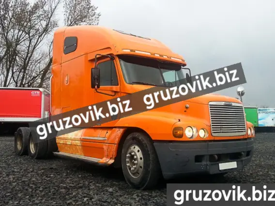 Тягач Freightliner FLC 1999 года б/у