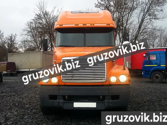 Тягач Freightliner FLC 1999 года б/у фото 2