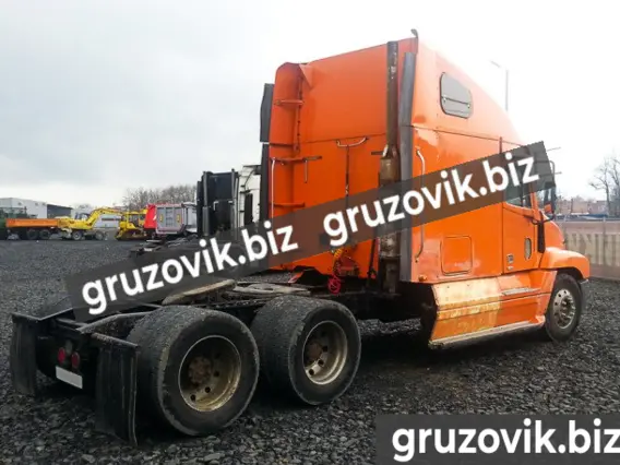 Тягач Freightliner FLC 1999 года б/у фото 4