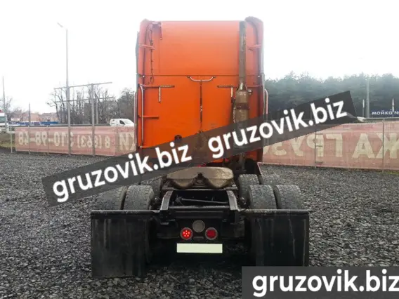 Тягач Freightliner FLC 1999 года б/у фото 5
