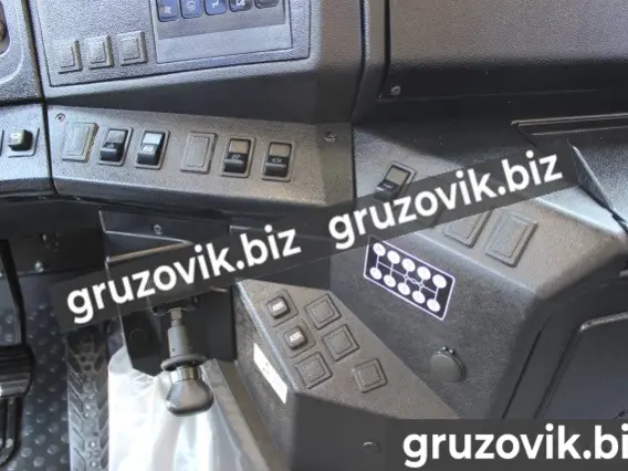 Тягач МАЗ 5440С5-8520-031 2019 года новый фото 2