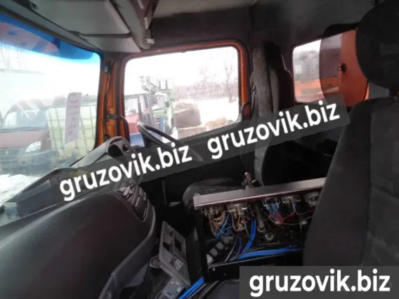 Дорожно-уборочный автомобиль Mercedes Atego 1623 2019 года б/у фото 2