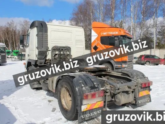 Тягач Volvo FM 2008 года б/у фото 4