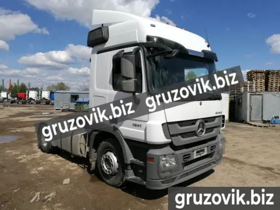 Тягач Mercedes-Benz Actros 2013 года б/у фото 3