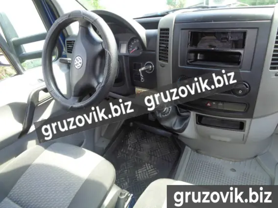 Автофургон Volkswagen Crafter 2012 года б/у фото 6