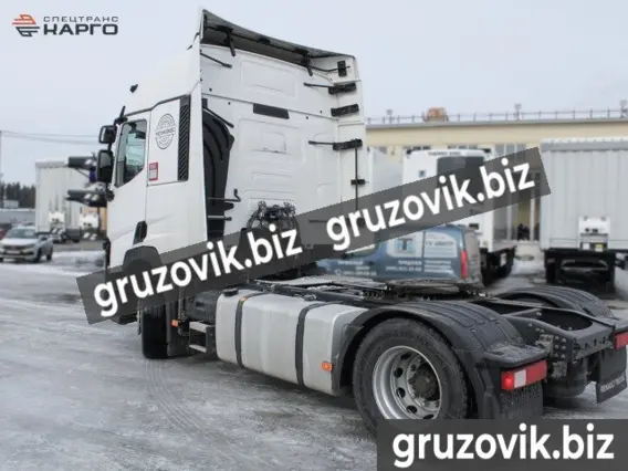 Тягач Renault T-Series 2017 года б/у фото 3