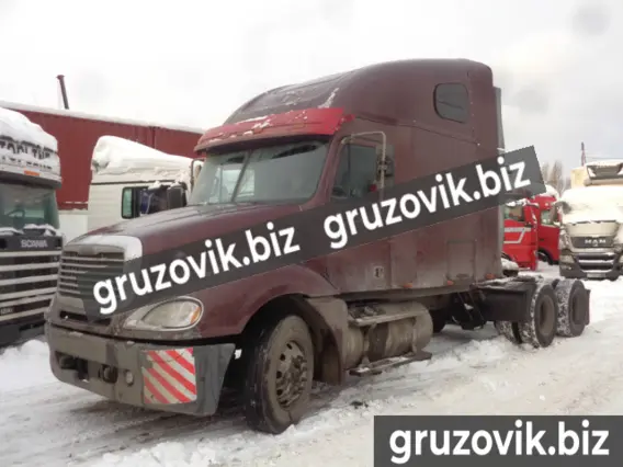 Тягач Freightliner Columbia 2004 года б/у фото 2