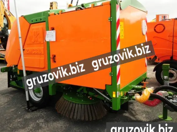 Дорожно-уборочный автомобиль Pronar подметально-уборочная машина 2019 года новый