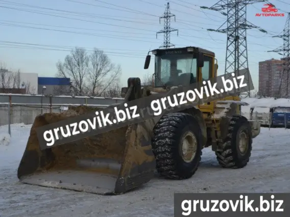 Фронтальный погрузчик Volvo L120E 2003 2003 года б/у