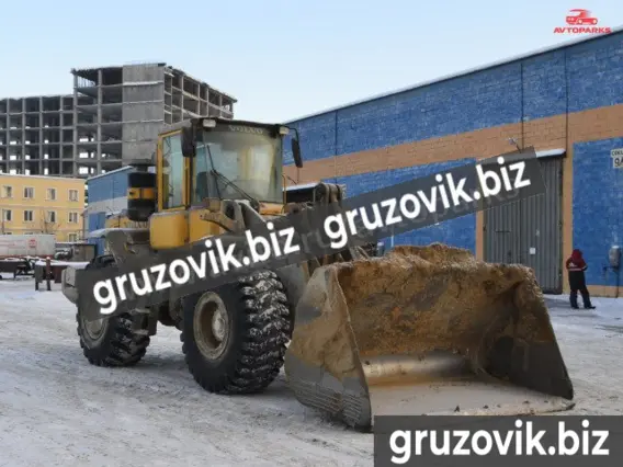 Фронтальный погрузчик Volvo L120E 2003 2003 года б/у фото 3