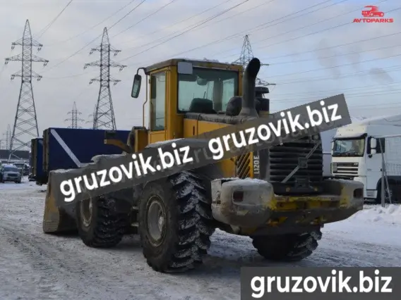 Фронтальный погрузчик Volvo L120E 2003 2003 года б/у фото 7