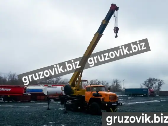 Автокран Ивановец кс-35714 2005 года б/у фото 5