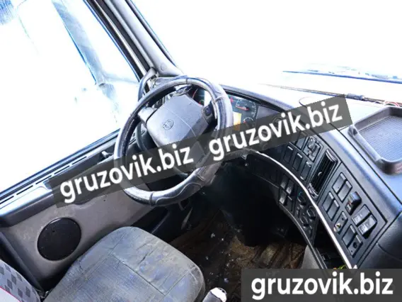 Тягач Volvo FH12 2004 года б/у фото 11