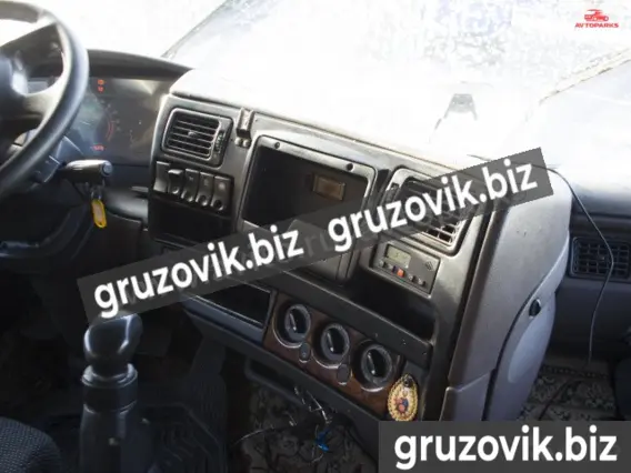 Тягач Renault magnum 440 2001 года б/у фото 12