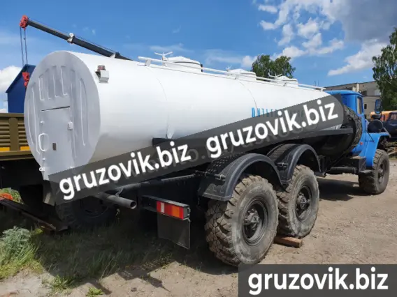 Пищевая автоцистерна АЦПТ Урал 5557 2008 года б/у фото 8