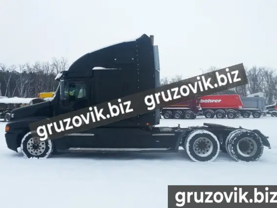 Тягач Freightliner Century Class 2004 года б/у фото 6