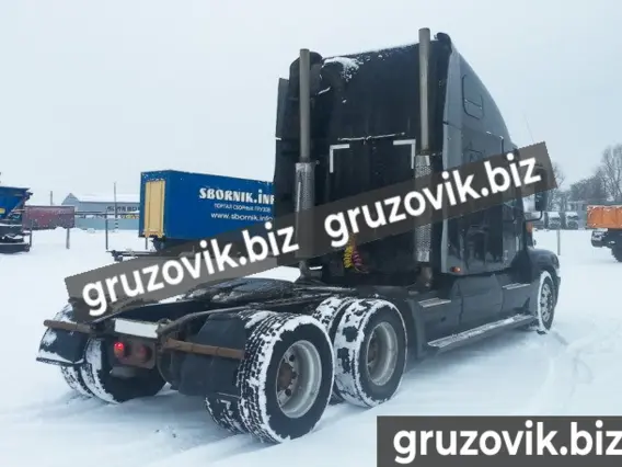 Тягач Freightliner Century Class 2004 года б/у фото 3