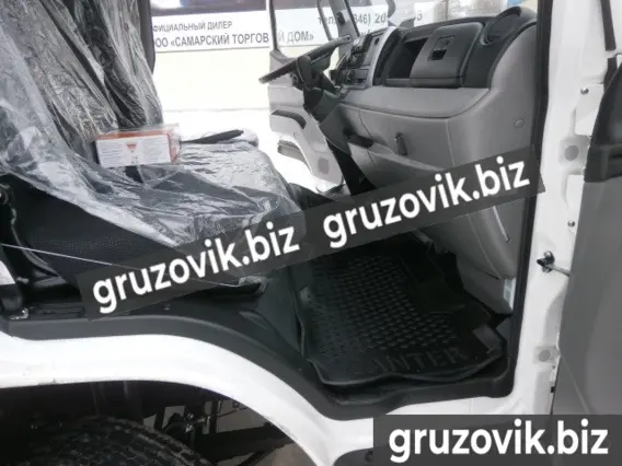Бортовой FUSO Canter 2020 года новый фото 7