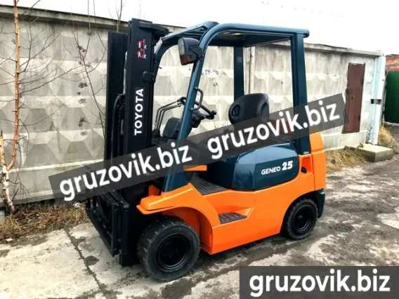 Фронтальный погрузчик Toyota 7FDK25 2006 года б/у фото 3
