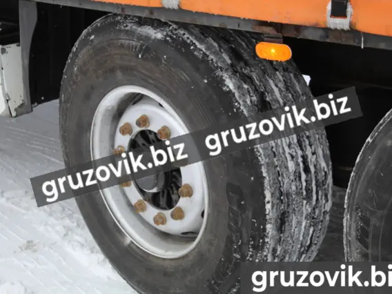 Шторный полуприцеп Krone SD 2012 года б/у