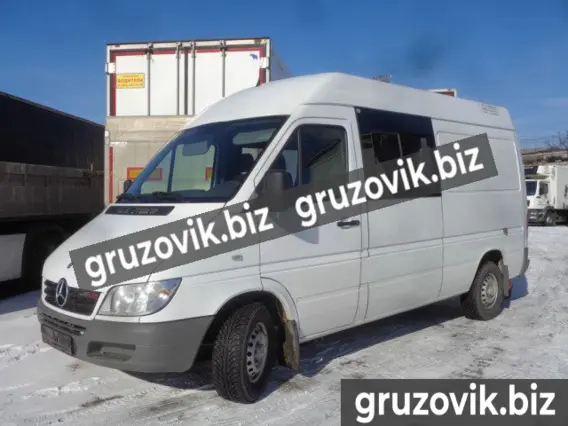 Грузопассажирский автомобиль Mercedes Sprinter 2016 года б/у фото 5