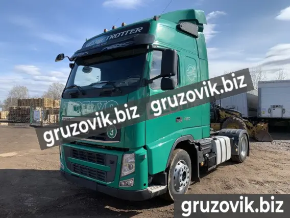 Тягач Volvo FH 2011 года б/у