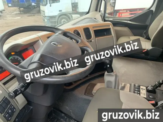 Тягач Renault Premium 2012 года б/у фото 7