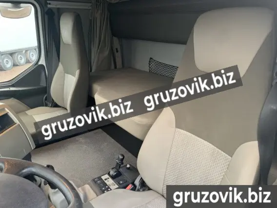 Тягач Renault Premium 2012 года б/у фото 8