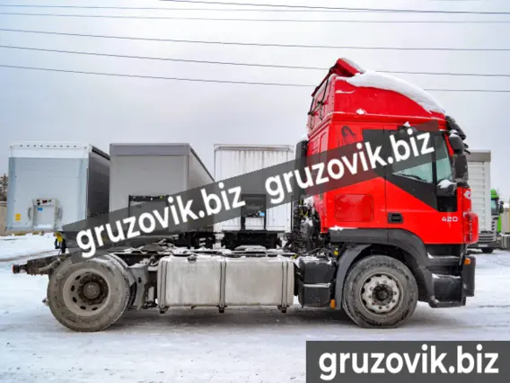 Тягач Iveco Stralis AT440 2011 года б/у фото 4