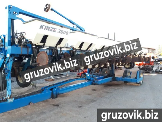 Сеялка Kinze 3600 2013 года б/у