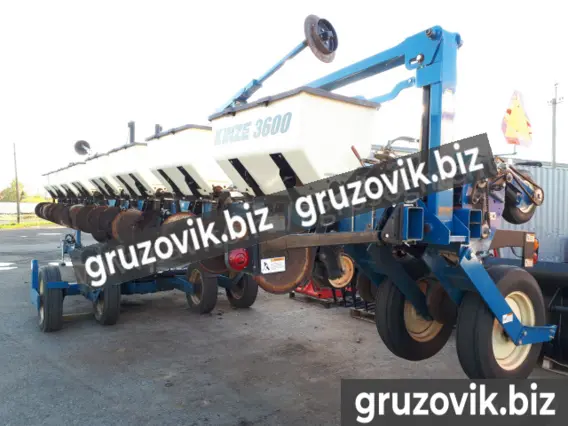 Сеялка Kinze 3600 2013 года б/у фото 6