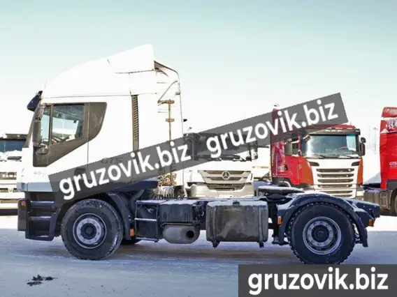 Тягач Iveco Stralis 2011 года б/у фото 8