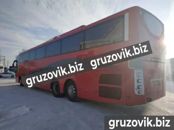 Междугородний автобус Scania K380 2011 года б/у фото 9