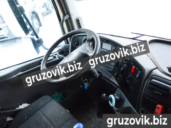 Тягач Mercedes Axor 1840 LS 2011 года б/у фото 10