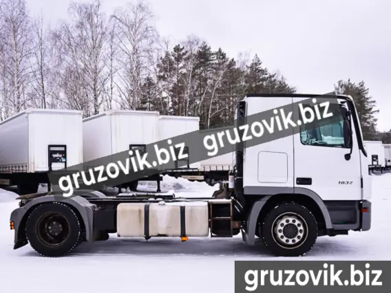 Тягач Mercedes-Benz Actros 1832 2007 года б/у фото 7